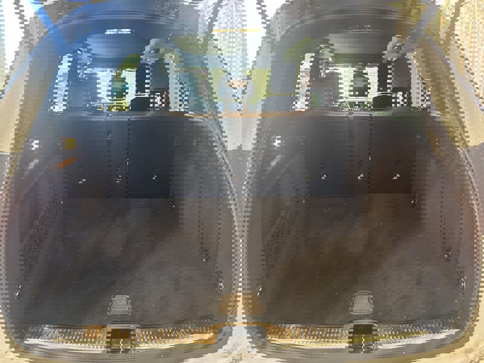 Used 2021 Mercedes-Benz GLE 350 w/ Premium Package image 13