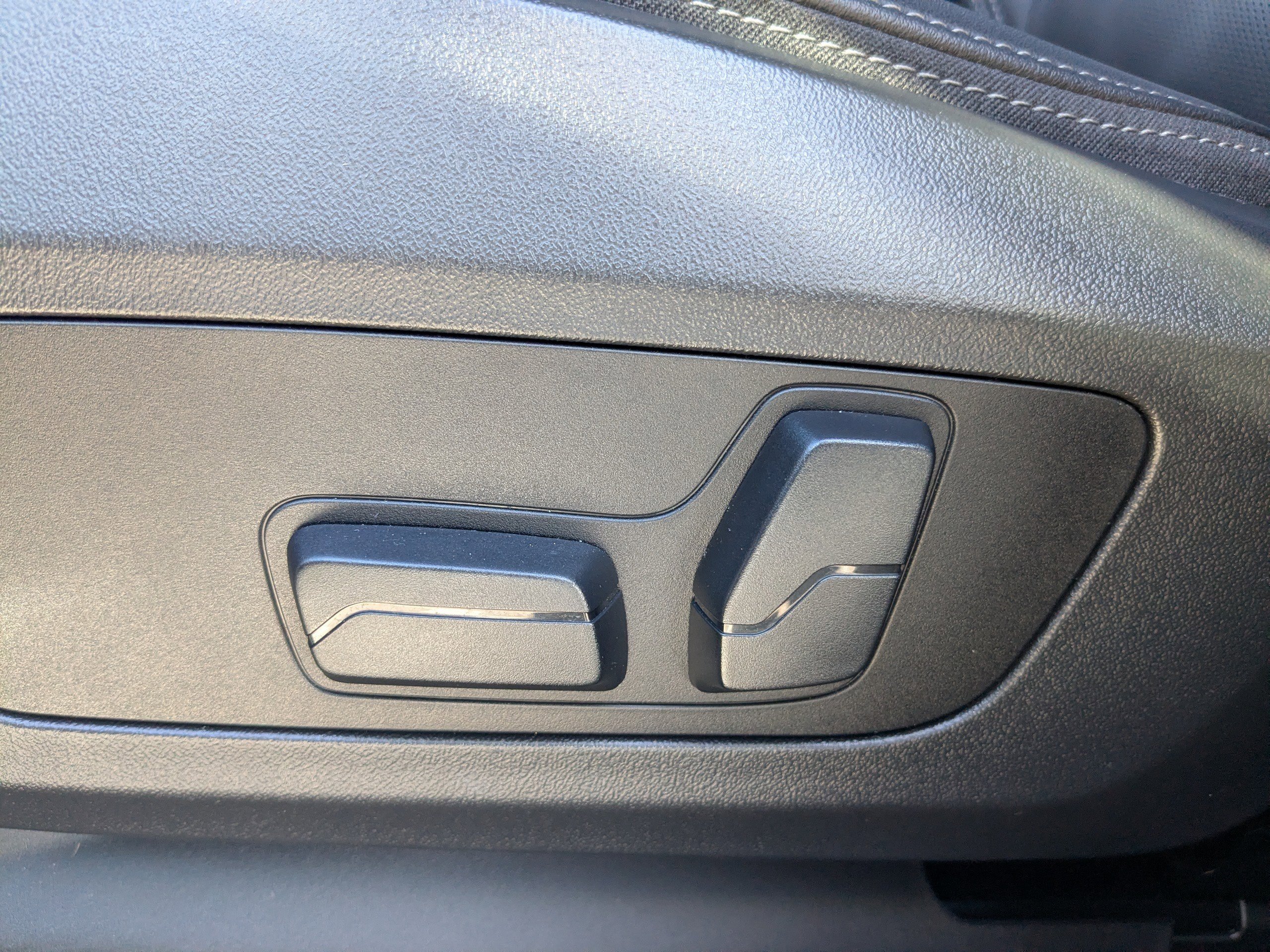 Used 2024 BMW X1 xDrive28i w/ Convenience Package image 21