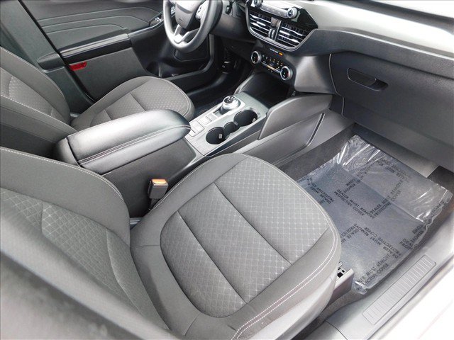 Used 2025 Ford Escape Active AWD/4WD image 28