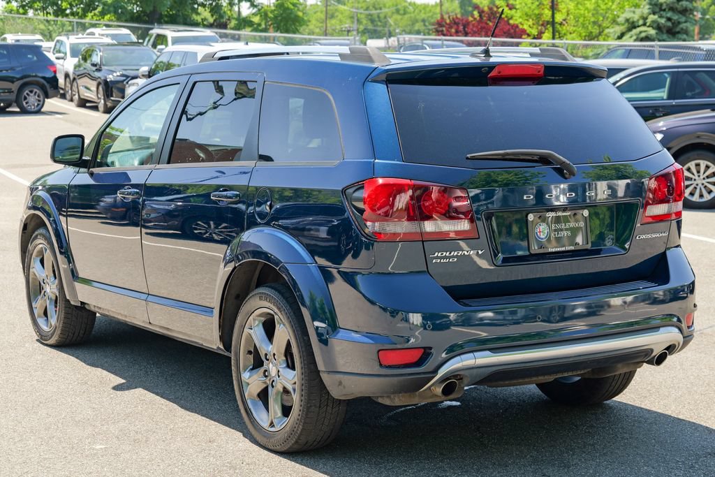 Used 2015 Dodge Journey Crossroad w/ Flexible Seating Group AWD/4WD image 5
