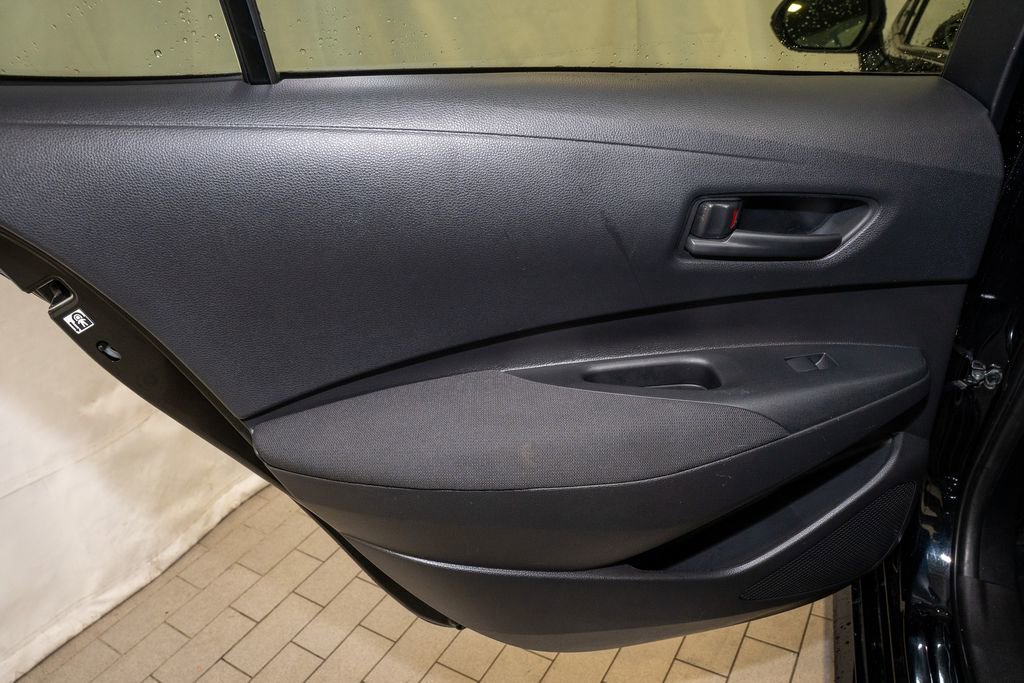Used 2023 Toyota Corolla LE image 9