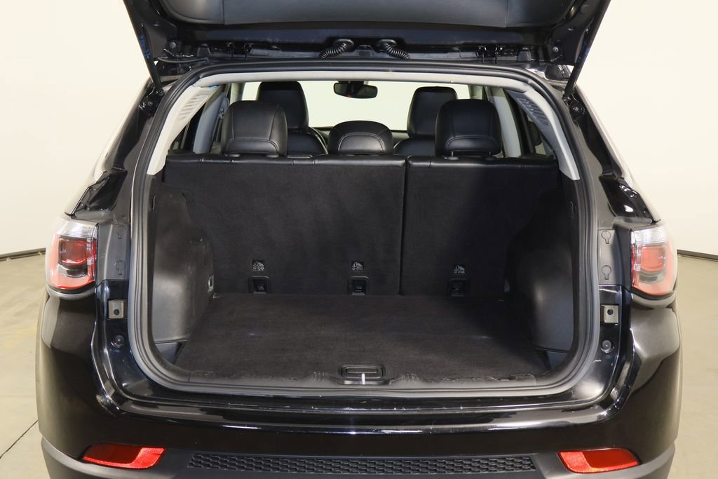 Used 2022 Jeep Compass Latitude image 18