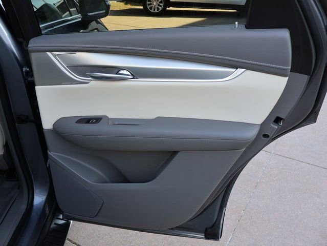 Certified 2021 Cadillac XT5 Premium Luxury image 16