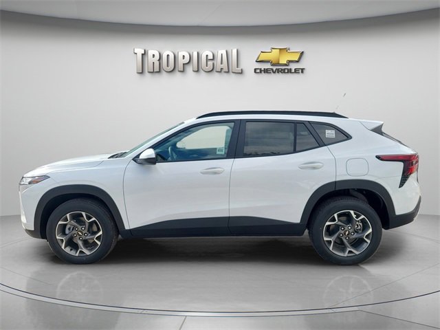New 2026 Chevrolet Trax LT image 2