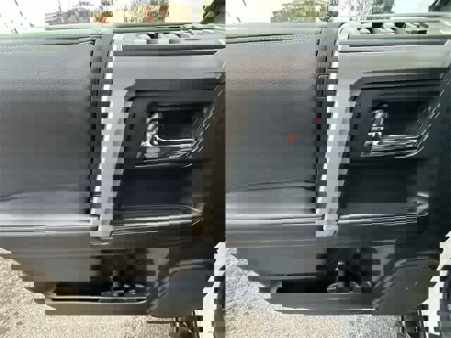 Used 2019 Toyota 4Runner SR5 image 17