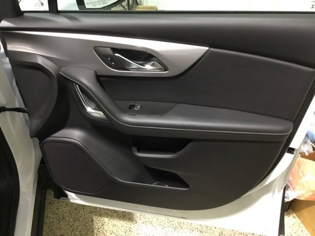 Used 2025 Chevrolet Blazer LT image 49