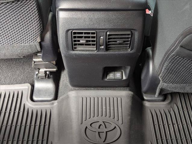 Used 2022 Toyota 4Runner SR5 AWD/4WD image 16