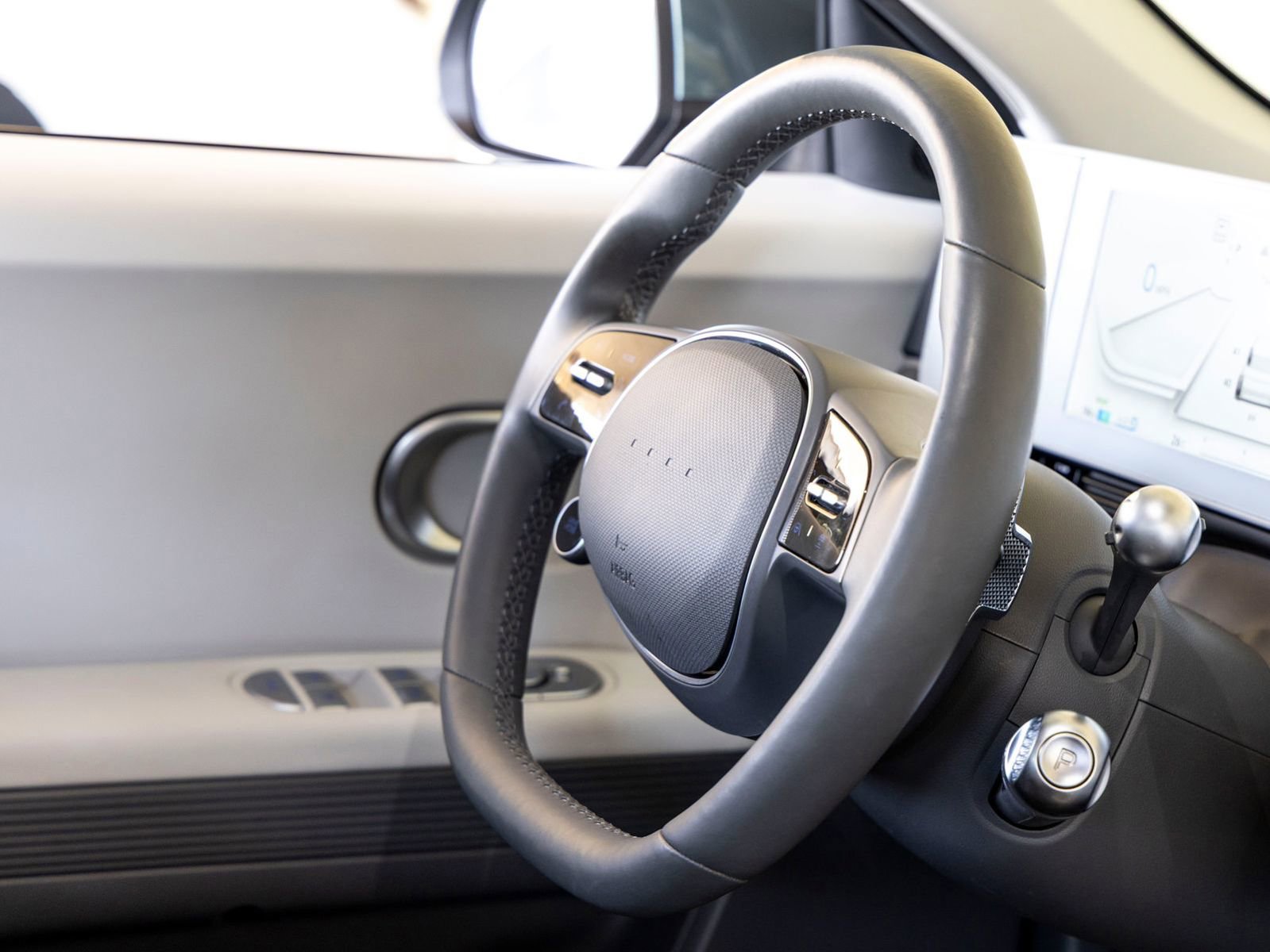 Used 2024 Hyundai Ioniq 5 SEL RWD image 29