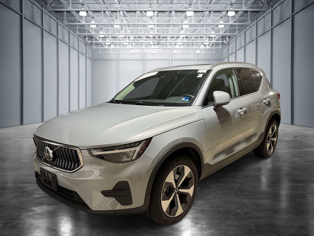 Used 2025 Volvo XC40 B5 Core w/ Protection Package Premier