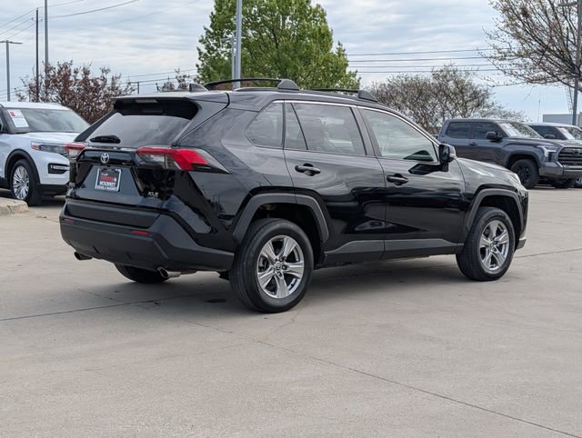 Used 2022 Toyota RAV4 XLE w/ Convenience Package image 6