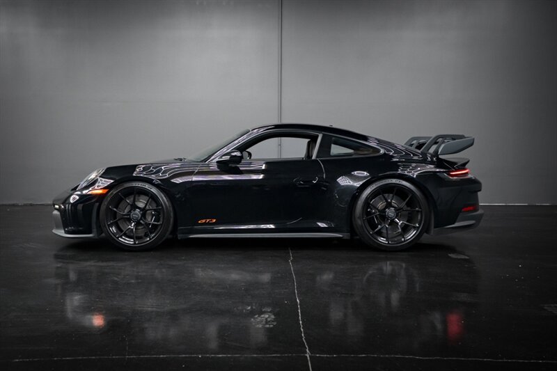 Used 2022 Porsche 911 GT3 RWD image 5