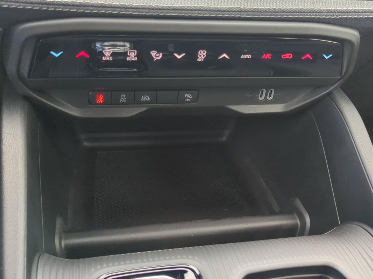 New 2026 Jeep Cherokee Limited AWD/4WD image 28