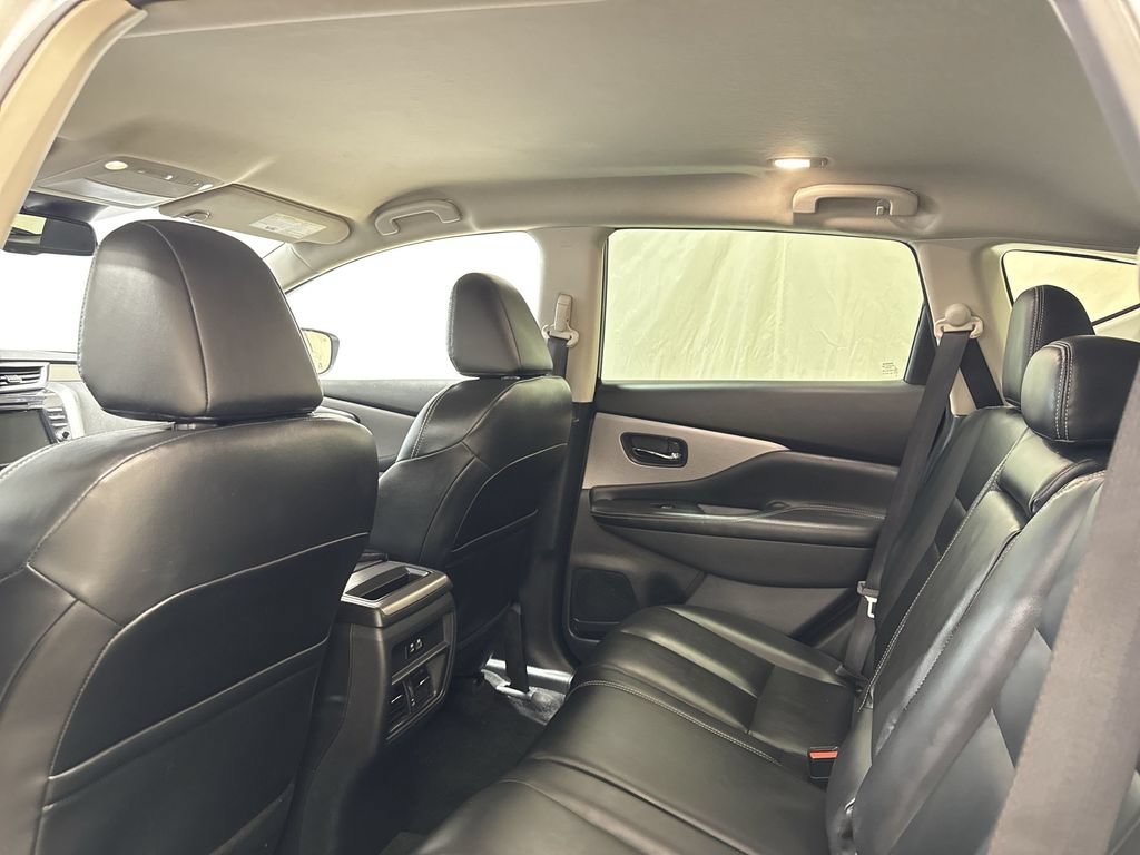 Used 2023 Nissan Murano SV AWD/4WD image 13