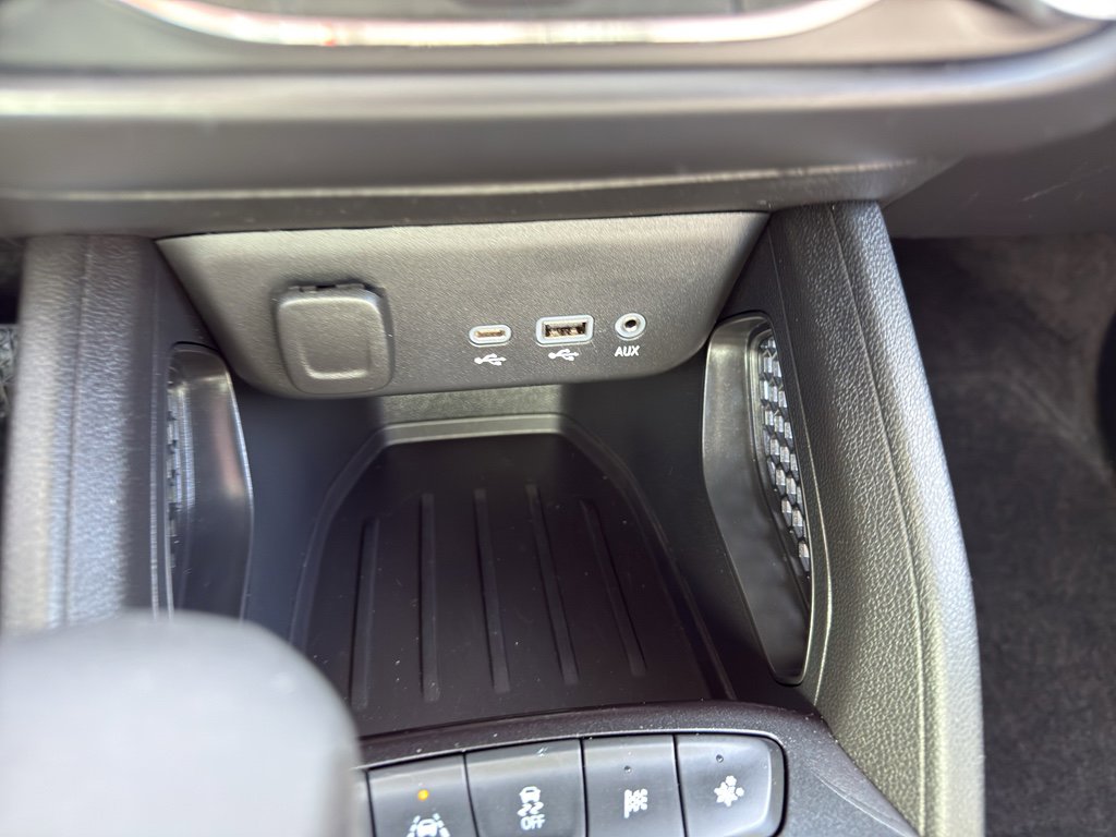 Used 2023 Chevrolet TrailBlazer LT w/ Convenience Package image 20