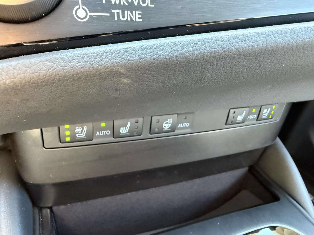 Used 2025 Lexus ES 350 w/ Premium Package FWD image 23