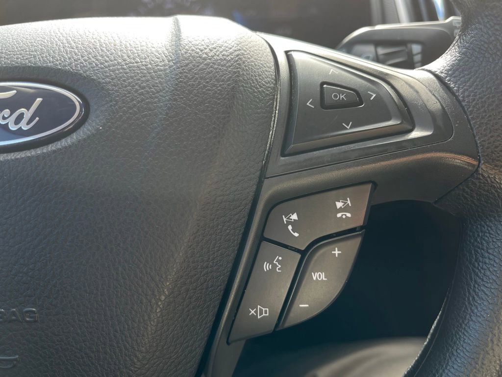 Used 2024 Ford Edge SE w/ Black Appearance Package image 22