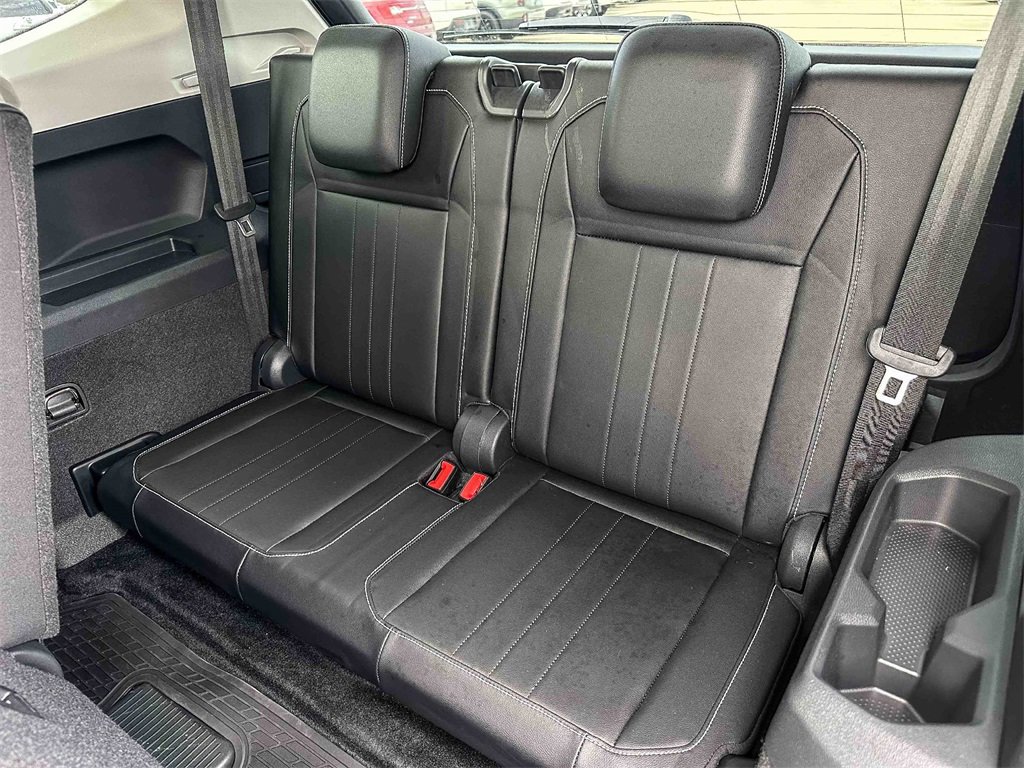 Used 2024 Volkswagen Tiguan SE image 20