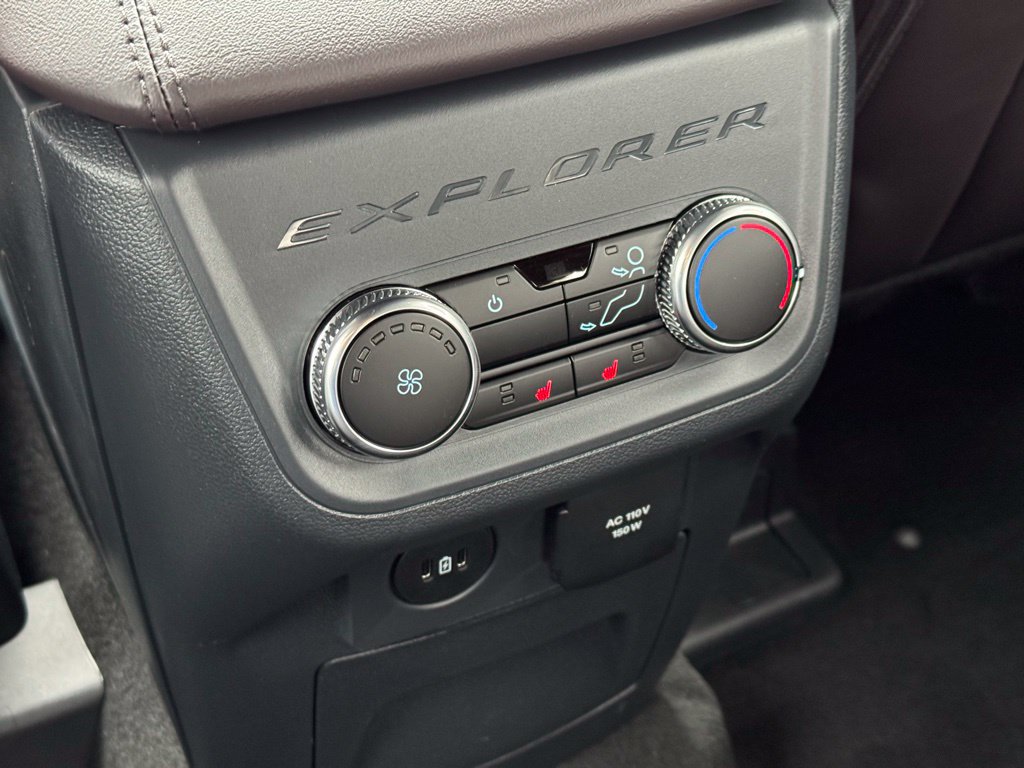 New 2026 Ford Explorer Platinum RWD image 9