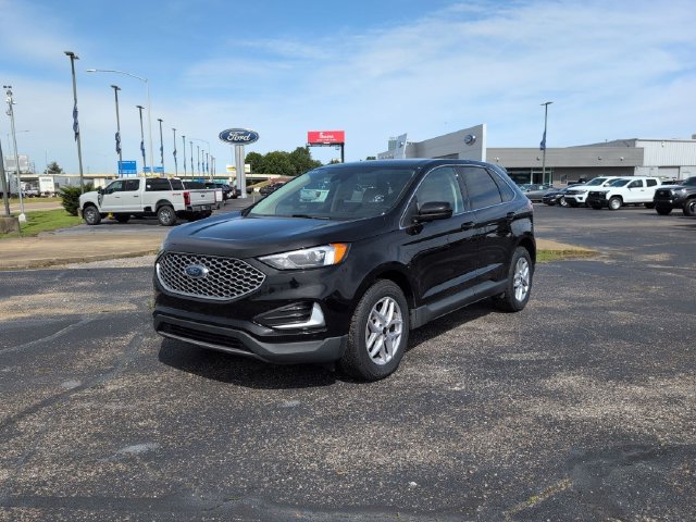 Used 2023 Ford Edge SEL AWD/4WD image 3