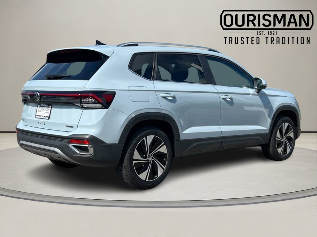 New 2025 Volkswagen Taos SE image 4