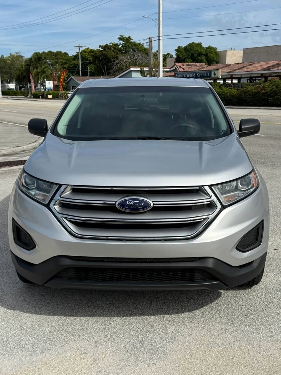 Used 2018 Ford Edge SE image 7