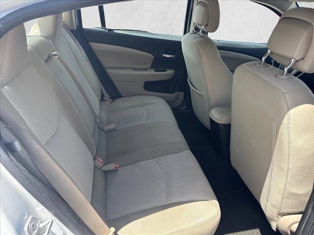 Used 2014 Chrysler 200 Touring FWD image 17