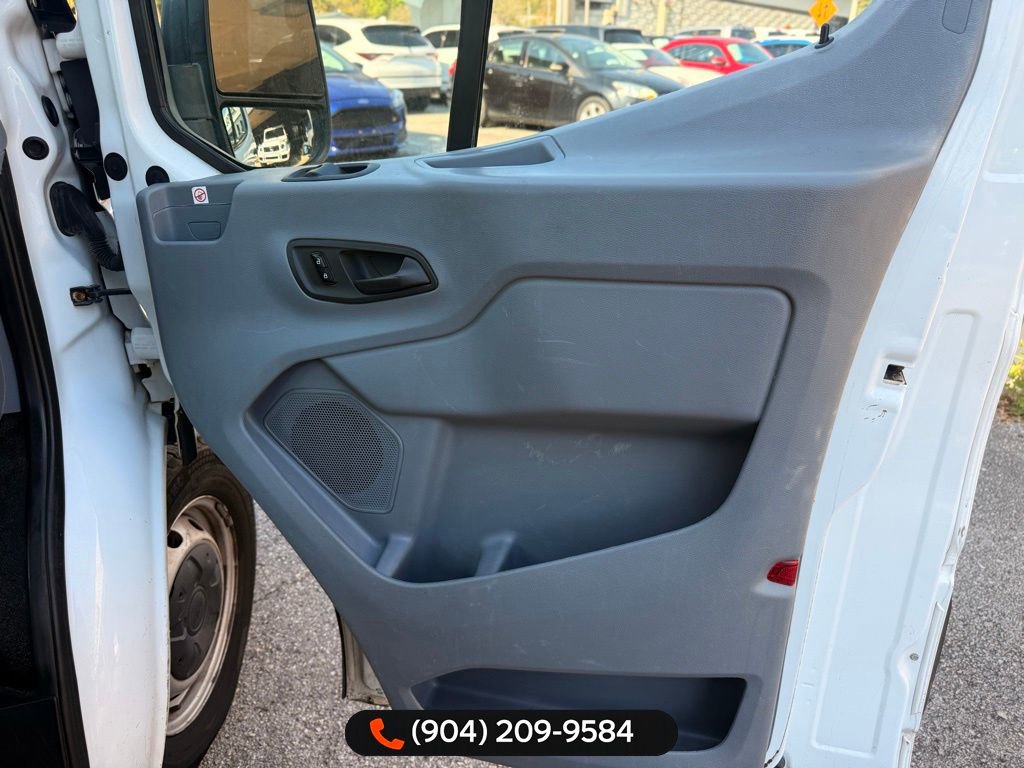 Used 2019 Ford Transit 350 XL image 26