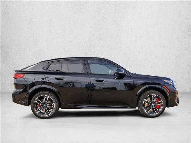 New 2026 BMW X2 xDrive28i w/ Technology Package AWD/4WD image 4