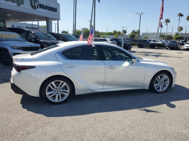 Used 2023 Lexus IS 300 w/ Comfort Package RWD image 8