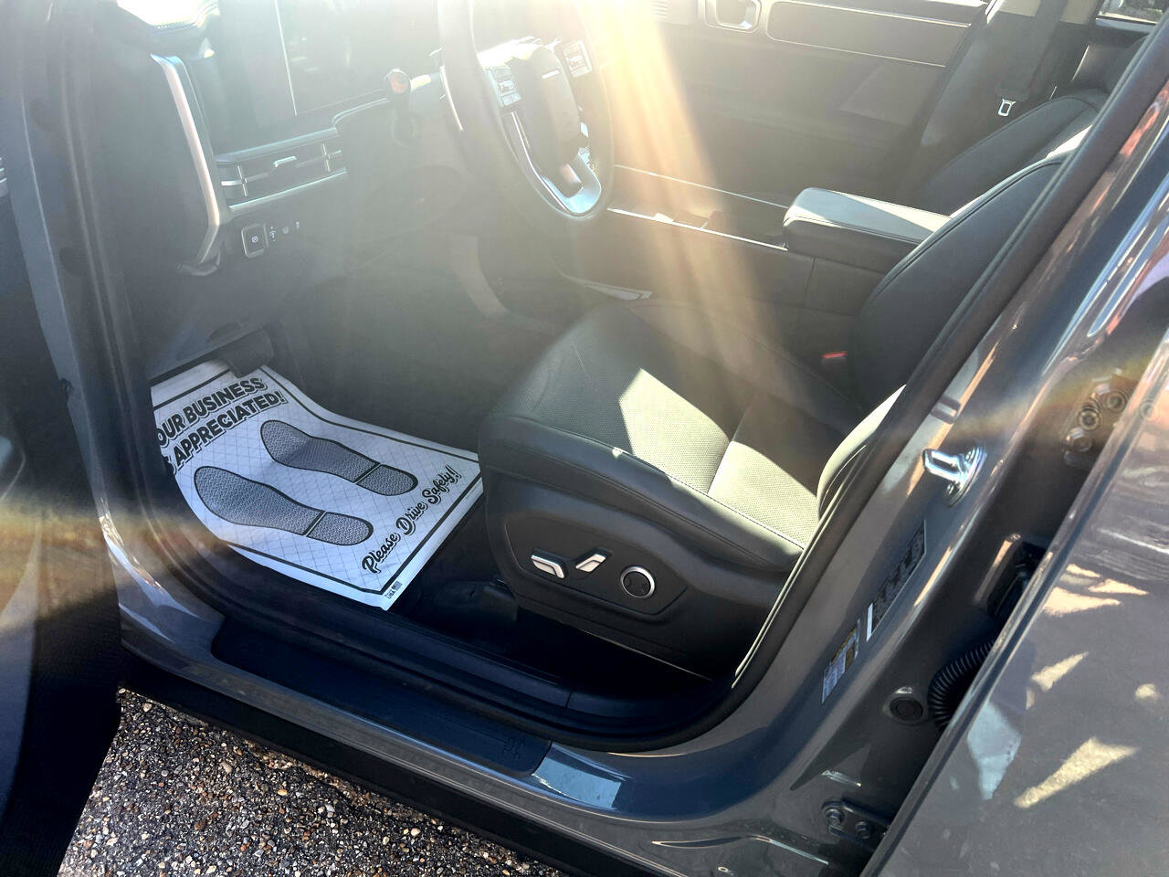 Used 2024 Hyundai Santa Fe SEL image 13