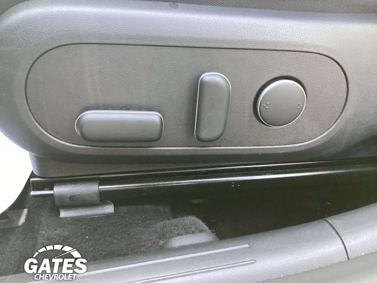 Used 2025 Hyundai Kona SEL FWD image 15