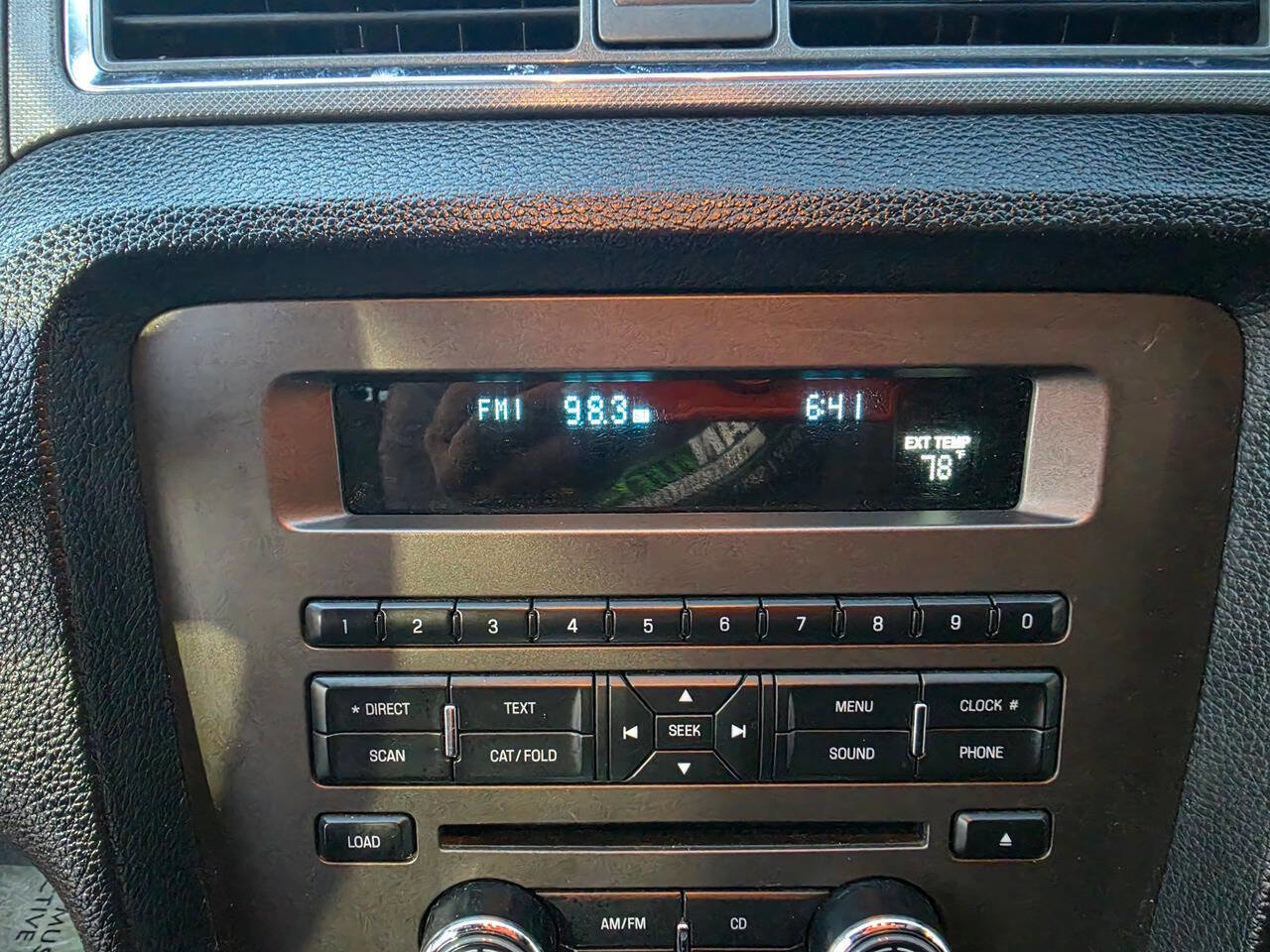 Used 2013 Ford Mustang Coupe image 30