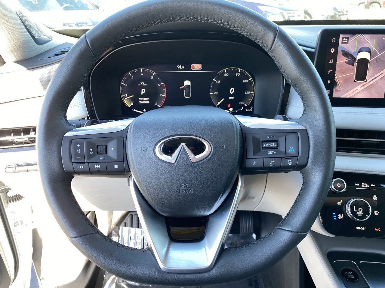 Certified 2027 INFINITI QX60 Luxe w/ Cargo Package FWD image 26