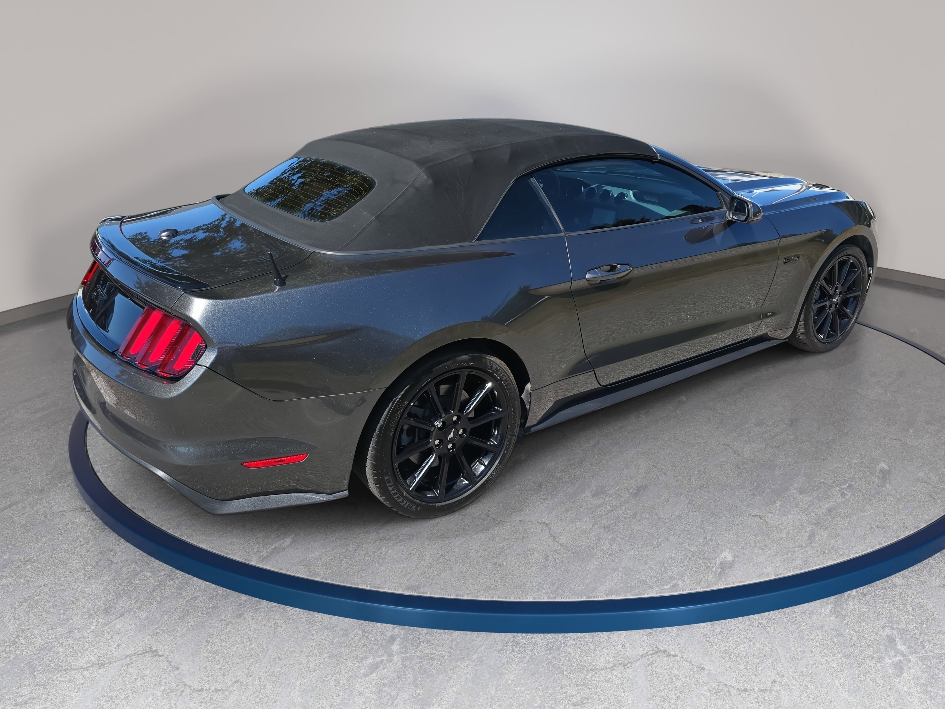 Used 2016 Ford Mustang GT Premium w/ Equipment Group 401A RWD image 5