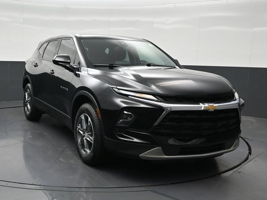 Used 2023 Chevrolet Blazer LT FWD image 8