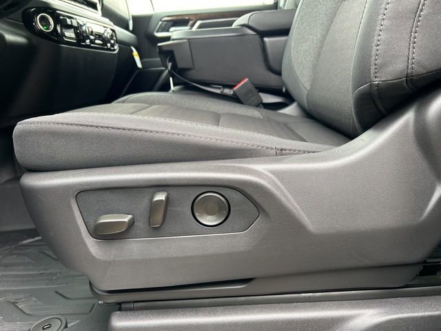 New 2026 GMC Sierra 1500 SLE w/ Preferred Package AWD/4WD image 15