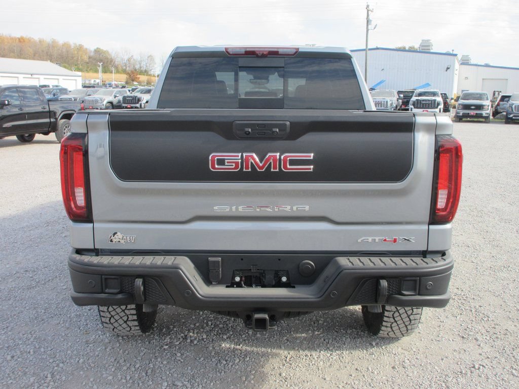 New 2026 GMC Sierra 1500 AT4X w/ AT4X AEV Edition AWD/4WD image 7