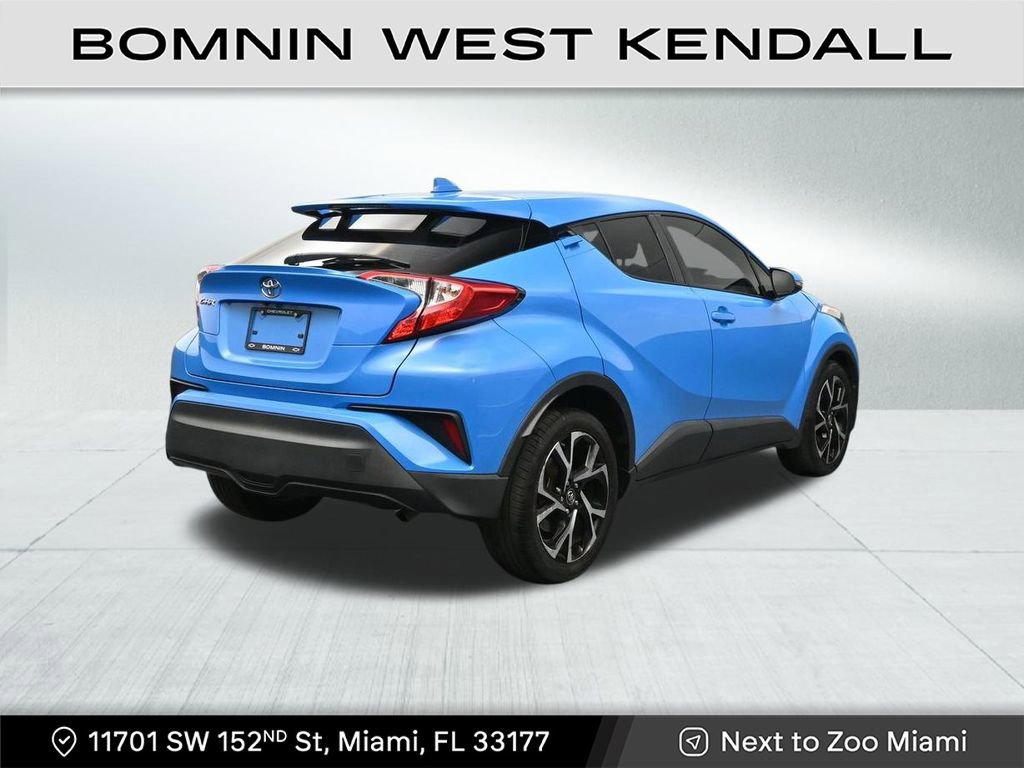 Used 2019 Toyota C-HR XLE image 5