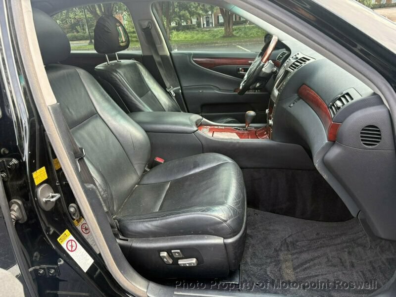 Used 2008 Lexus LS 460 RWD image 27