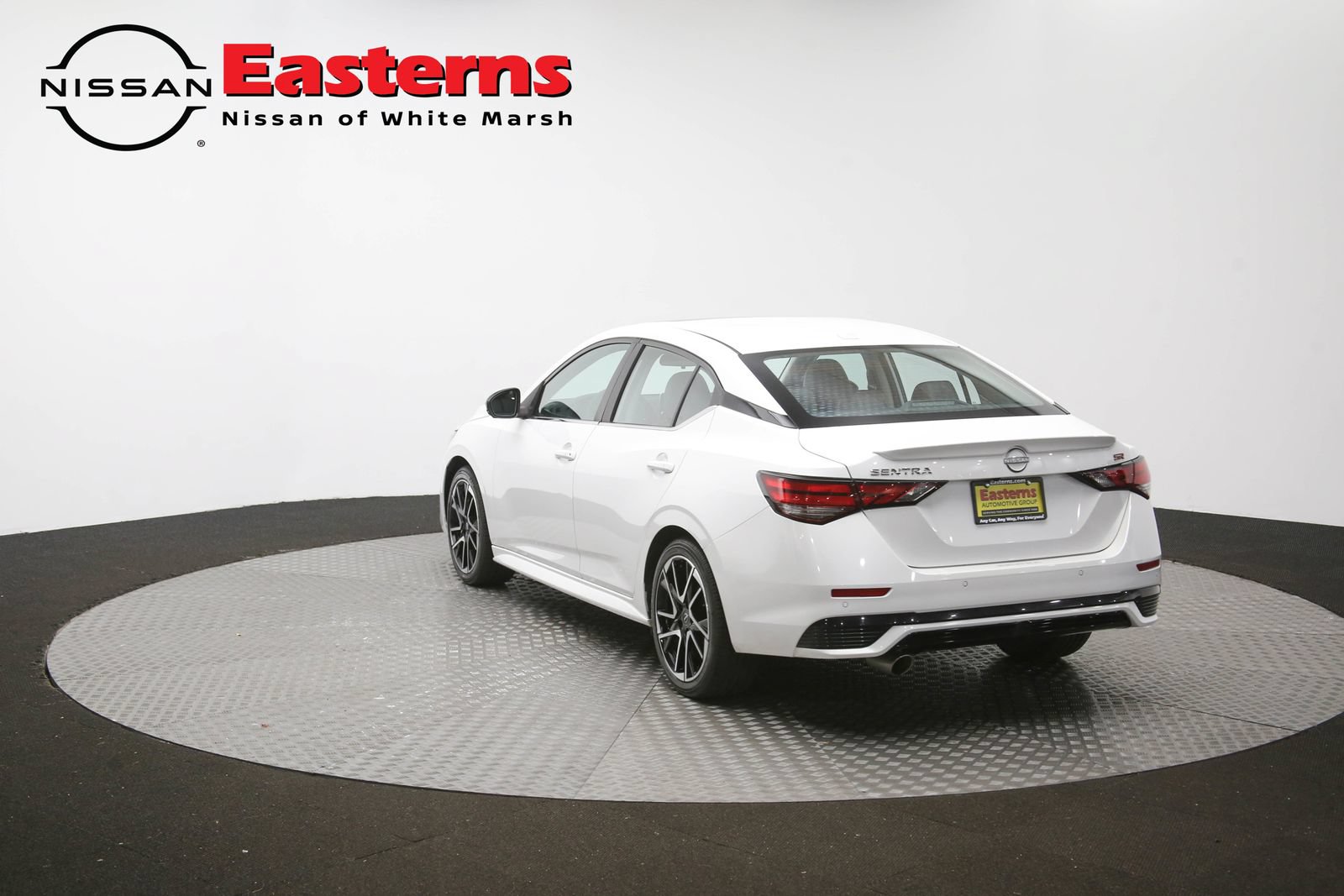 Used 2024 Nissan Sentra SR w/ SR Premium Package FWD image 65