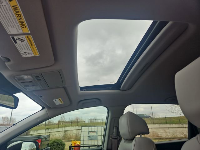 Certified 2022 Honda CR-V Touring image 20