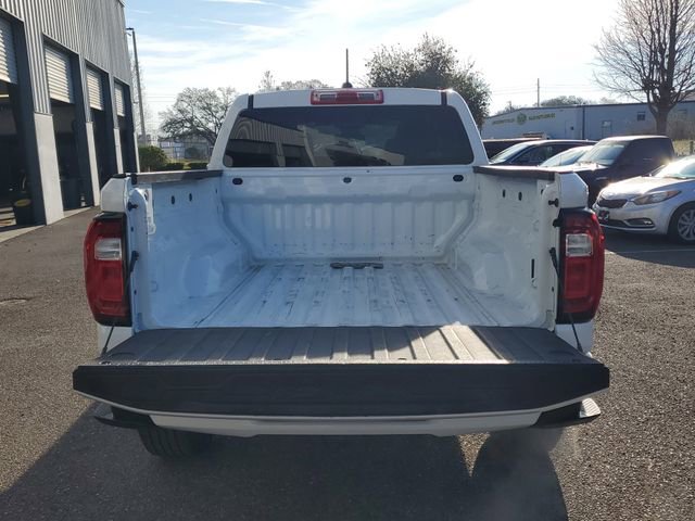 Used 2023 GMC Canyon Elevation image 7