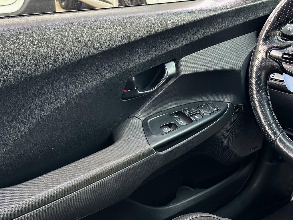 Used 2019 Hyundai Veloster N N w/ Performance Package image 26