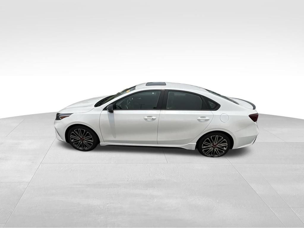 Used 2023 Kia Forte GT w/ GT2 Package FWD image 5