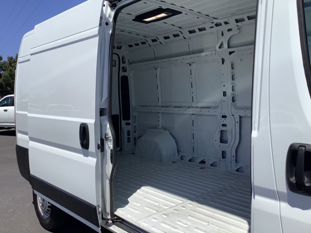 Used 2026 RAM ProMaster 2500 w/ Convenience Group FWD image 27