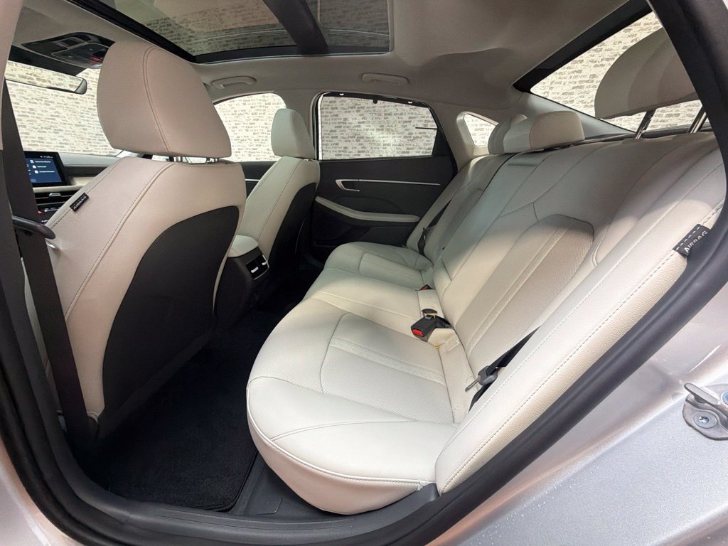 New 2026 Hyundai Sonata Limited FWD image 18