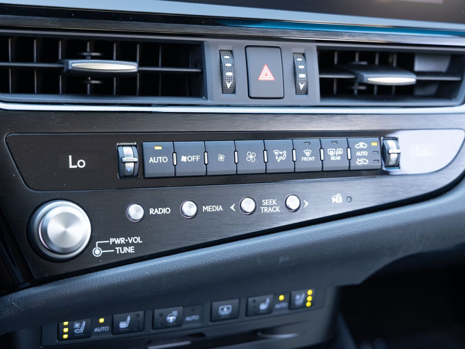 Used 2022 Lexus ES 350 w/ Accessory Package 2 FWD image 23