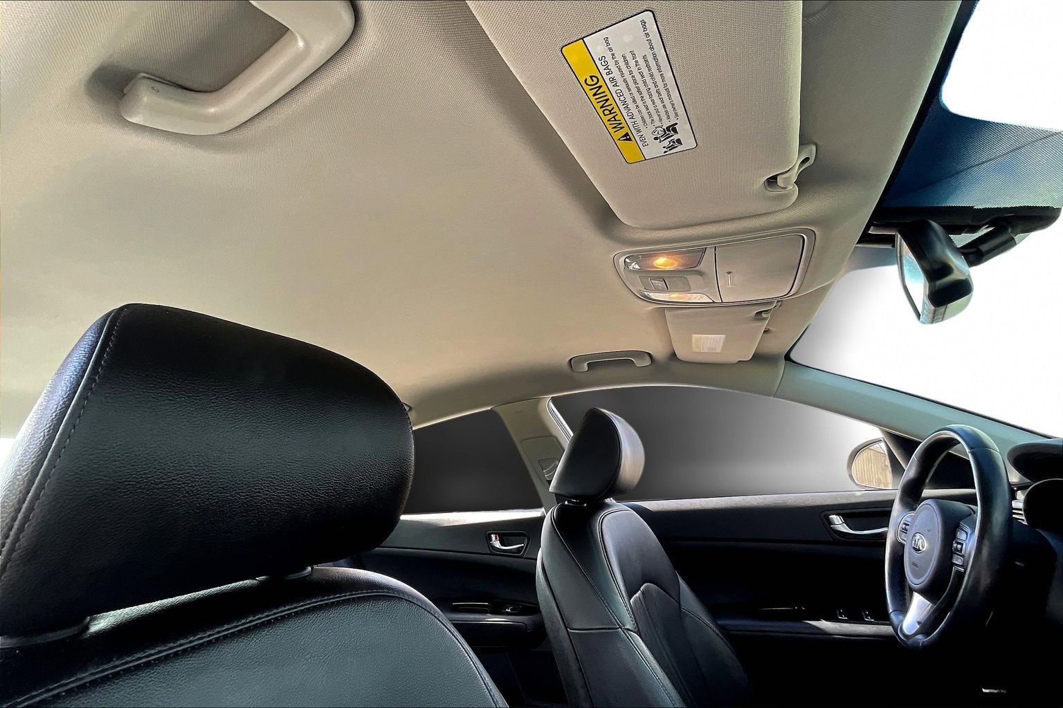 Used 2017 Kia Optima EX image 29