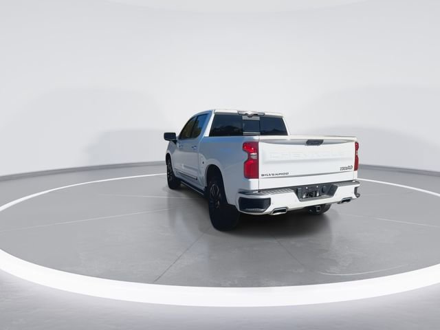 Used 2023 Chevrolet Silverado 1500 High Country w/ High Country Premium Package AWD/4WD image 9