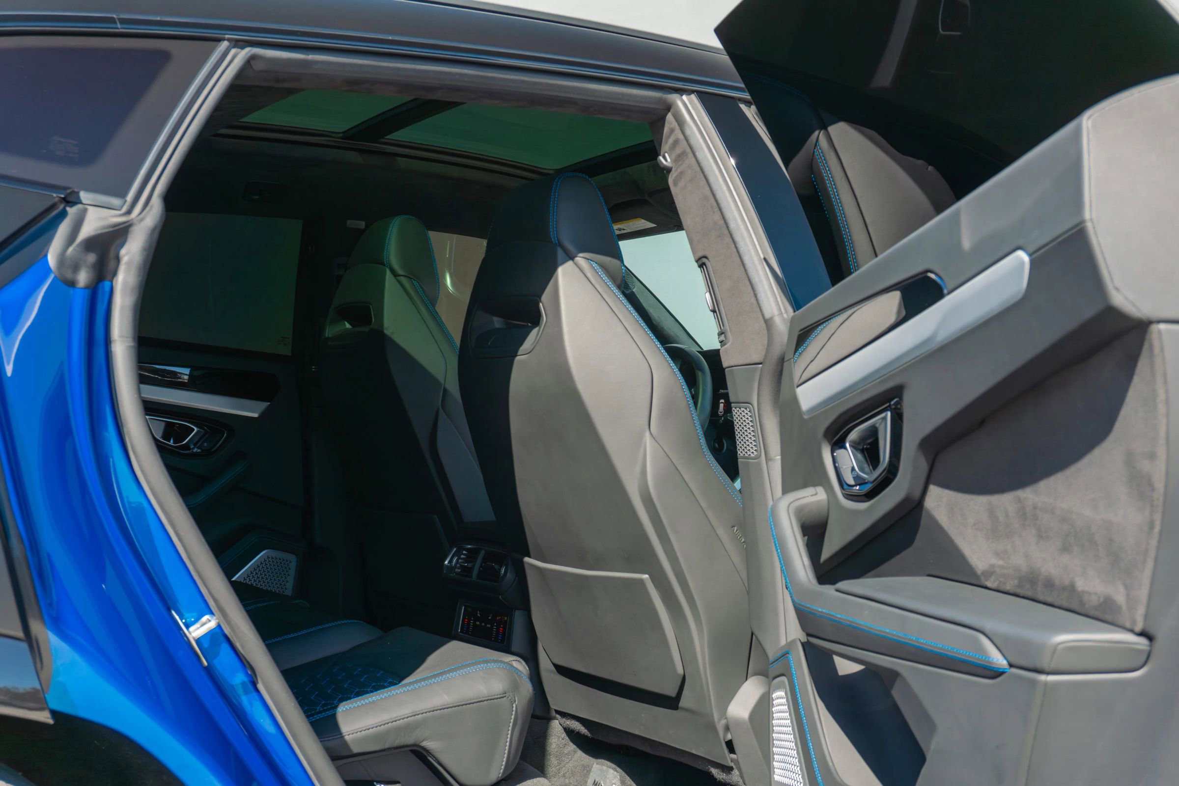 Used 2021 Lamborghini Urus image 60